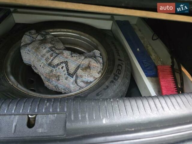 Фольксваген Гольф 2005 у Одесі на Automoto.ua Синій Фольксваген Гольф, об'ємом двигуна 1.39 л та пробігом 276 тис. км за 4800 $, фото 10 на Automoto.ua