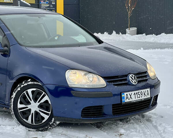 Синий Фольксваген Гольф, объемом двигателя 1.6 л и пробегом 203 тыс. км за 6750 $, фото 1 на Automoto.ua