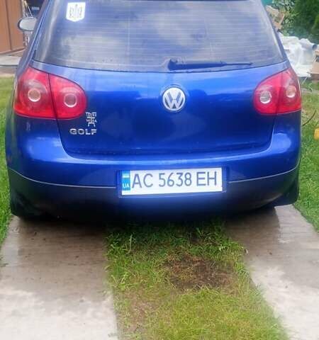 Синий Фольксваген Гольф, объемом двигателя 1.6 л и пробегом 296 тыс. км за 6100 $, фото 2 на Automoto.ua