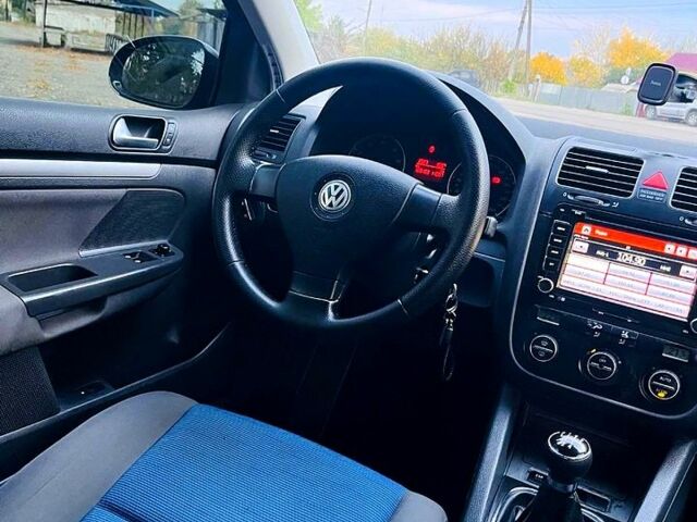 Синий Фольксваген Гольф, объемом двигателя 1.6 л и пробегом 191 тыс. км за 6100 $, фото 9 на Automoto.ua