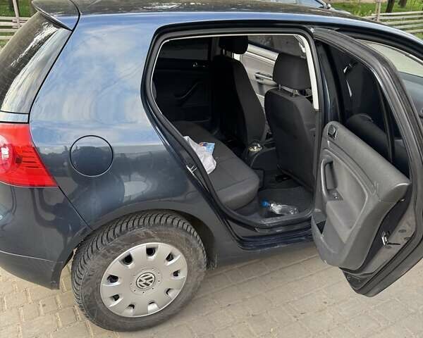 Синій Фольксваген Гольф, об'ємом двигуна 1.39 л та пробігом 202 тис. км за 5200 $, фото 10 на Automoto.ua