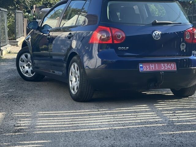 Синий Фольксваген Гольф, объемом двигателя 1.4 л и пробегом 227 тыс. км за 5100 $, фото 1 на Automoto.ua