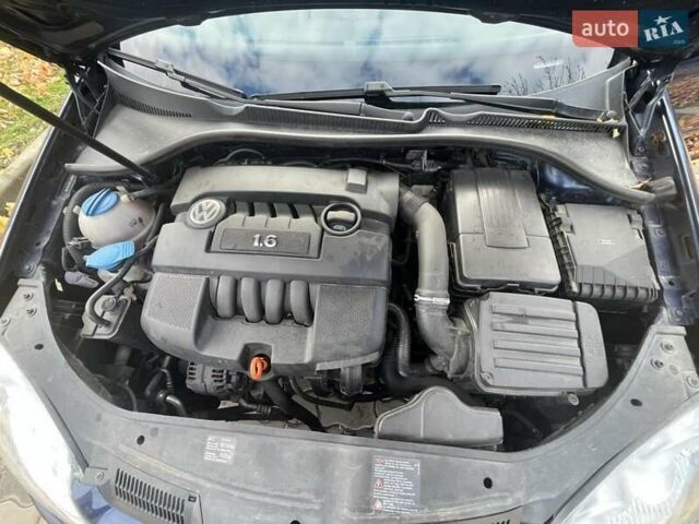 Синий Фольксваген Гольф, объемом двигателя 1.6 л и пробегом 212 тыс. км за 5200 $, фото 13 на Automoto.ua