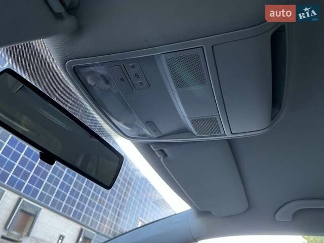 Синий Фольксваген Гольф, объемом двигателя 1.4 л и пробегом 250 тыс. км за 4600 $, фото 93 на Automoto.ua