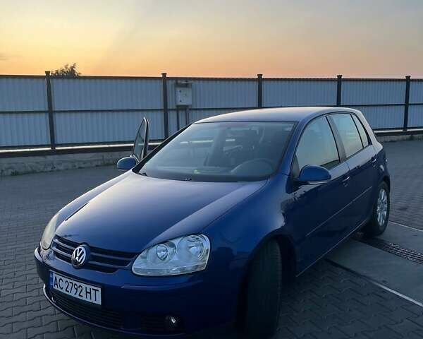 Синий Фольксваген Гольф, объемом двигателя 1.6 л и пробегом 118 тыс. км за 5400 $, фото 8 на Automoto.ua