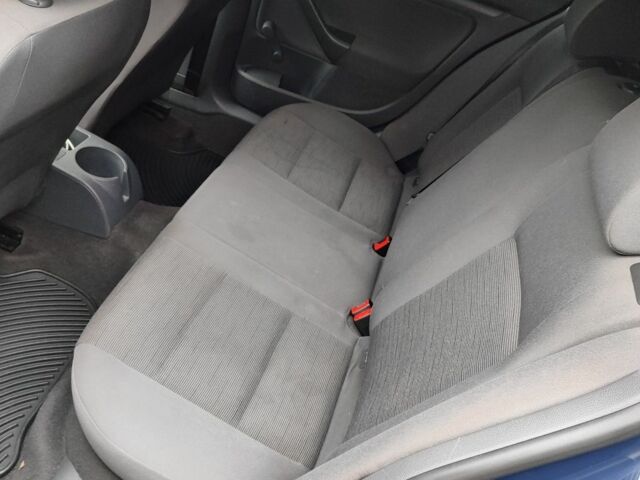 Синий Фольксваген Гольф, объемом двигателя 1.4 л и пробегом 217 тыс. км за 4700 $, фото 8 на Automoto.ua