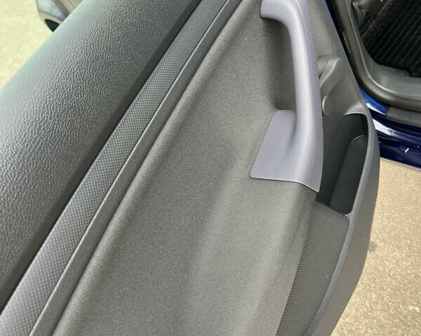 Синій Фольксваген Гольф, об'ємом двигуна 1.39 л та пробігом 180 тис. км за 5750 $, фото 32 на Automoto.ua