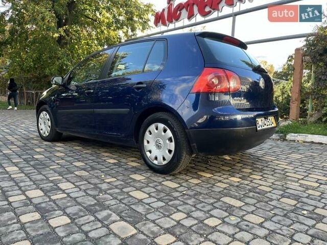 Синий Фольксваген Гольф, объемом двигателя 1.4 л и пробегом 250 тыс. км за 4600 $, фото 84 на Automoto.ua