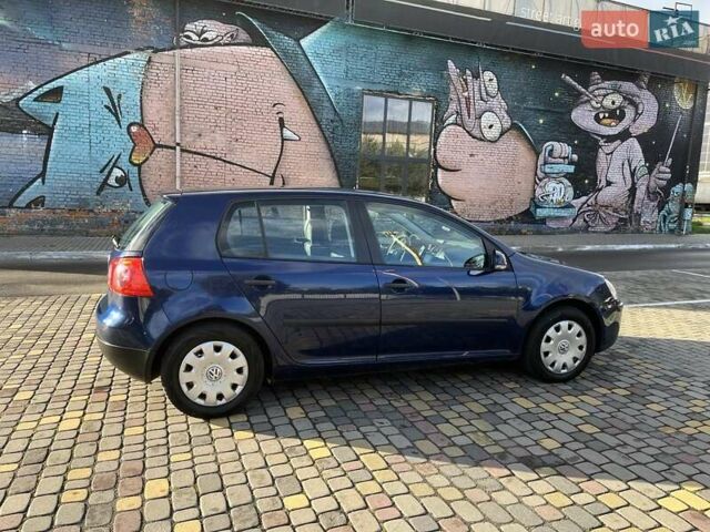 Синий Фольксваген Гольф, объемом двигателя 1.4 л и пробегом 250 тыс. км за 4600 $, фото 16 на Automoto.ua