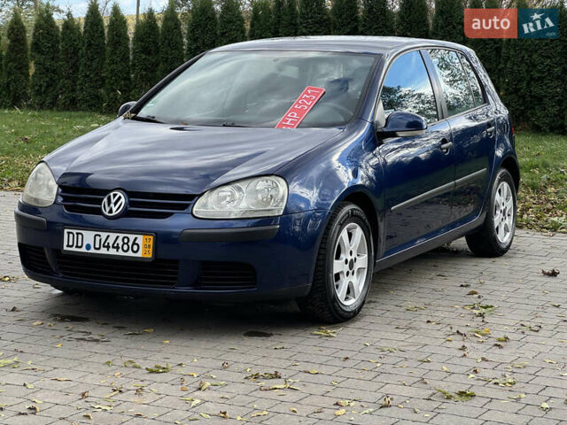 Синий Фольксваген Гольф, объемом двигателя 1.6 л и пробегом 214 тыс. км за 6350 $, фото 5 на Automoto.ua