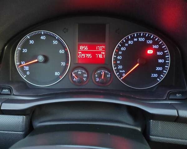 Синій Фольксваген Гольф, об'ємом двигуна 1.4 л та пробігом 230 тис. км за 4800 $, фото 8 на Automoto.ua