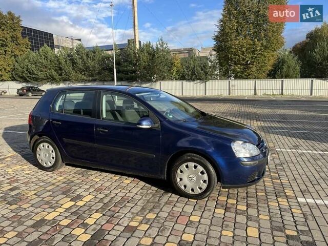 Синий Фольксваген Гольф, объемом двигателя 1.4 л и пробегом 250 тыс. км за 4600 $, фото 12 на Automoto.ua