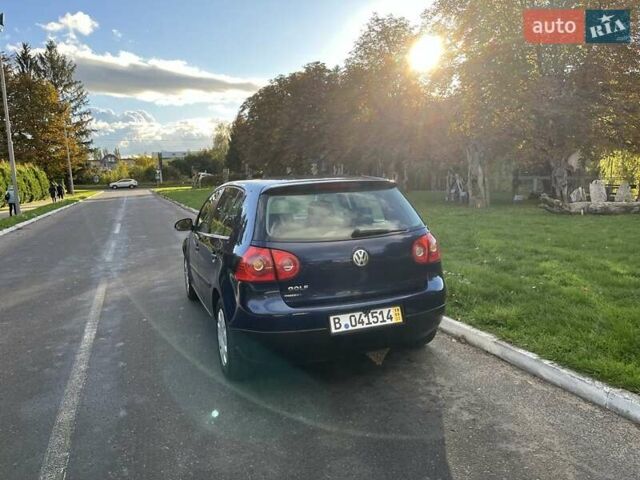Синий Фольксваген Гольф, объемом двигателя 1.4 л и пробегом 250 тыс. км за 4600 $, фото 51 на Automoto.ua