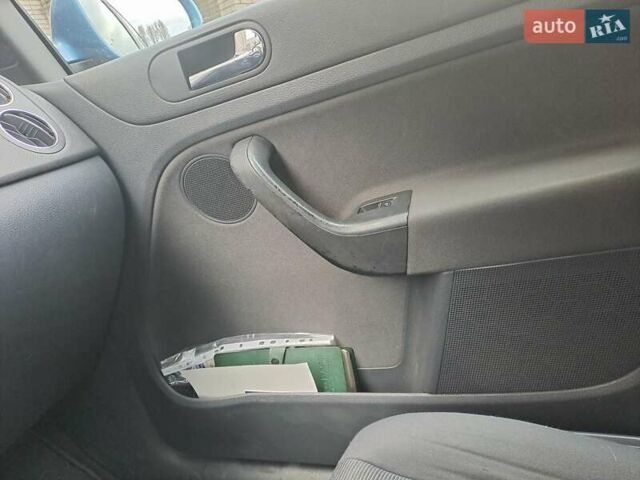 Синій Фольксваген Гольф, об'ємом двигуна 1.4 л та пробігом 178 тис. км за 6000 $, фото 11 на Automoto.ua