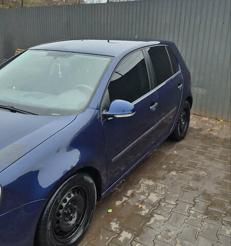 Синий Фольксваген Гольф, объемом двигателя 1.39 л и пробегом 271 тыс. км за 5900 $, фото 2 на Automoto.ua