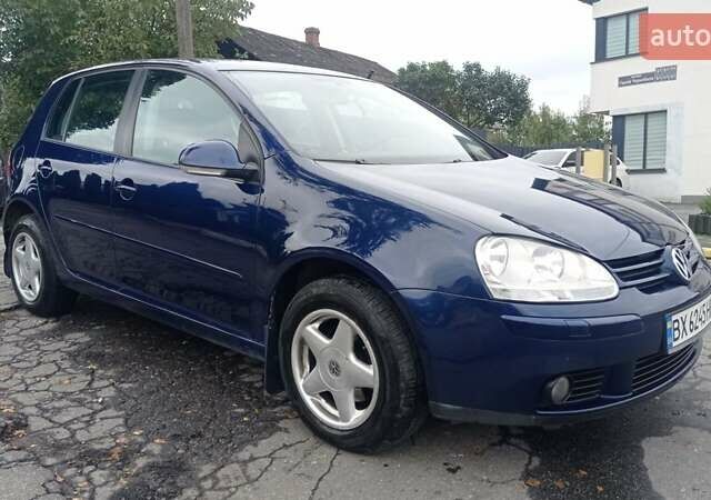 Синий Фольксваген Гольф, объемом двигателя 1.6 л и пробегом 290 тыс. км за 4950 $, фото 8 на Automoto.ua