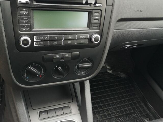 Синий Фольксваген Гольф, объемом двигателя 1.4 л и пробегом 259 тыс. км за 200600 $, фото 15 на Automoto.ua