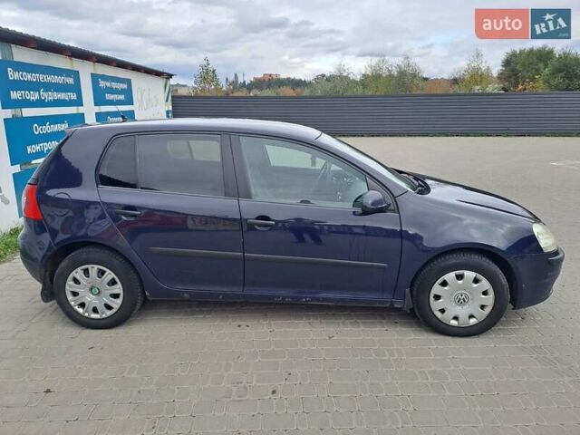 Синий Фольксваген Гольф, объемом двигателя 1.4 л и пробегом 430 тыс. км за 4100 $, фото 3 на Automoto.ua