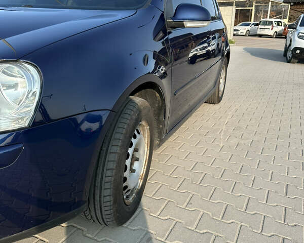 Фольксваген Гольф 2005 в Буске на Automoto.ua Синий Фольксваген Гольф, объемом двигателя 1.6 л и пробегом 193 тыс. км за 5300 $, фото 6 на Automoto.ua