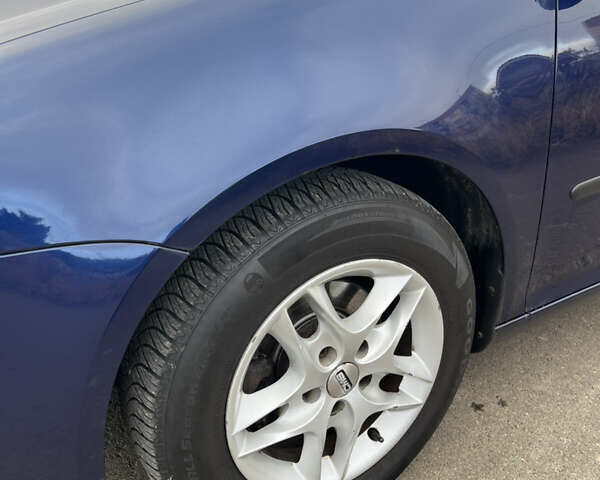 Синій Фольксваген Гольф, об'ємом двигуна 1.39 л та пробігом 180 тис. км за 5750 $, фото 15 на Automoto.ua