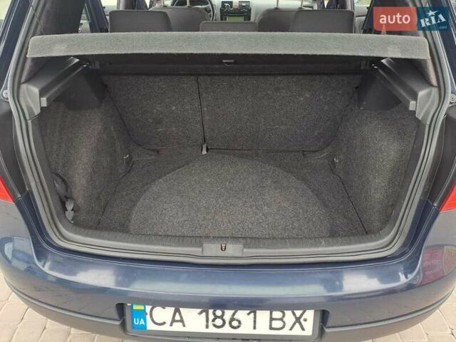 Синий Фольксваген Гольф, объемом двигателя 1.4 л и пробегом 430 тыс. км за 4100 $, фото 7 на Automoto.ua