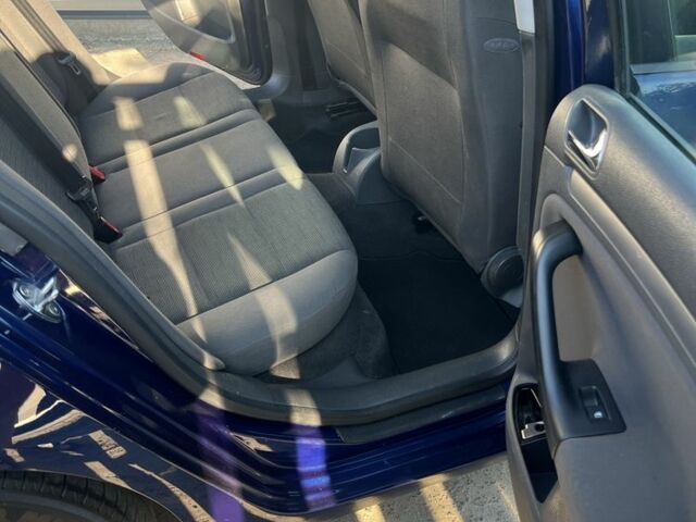 Синий Фольксваген Гольф, объемом двигателя 1.4 л и пробегом 227 тыс. км за 5100 $, фото 11 на Automoto.ua