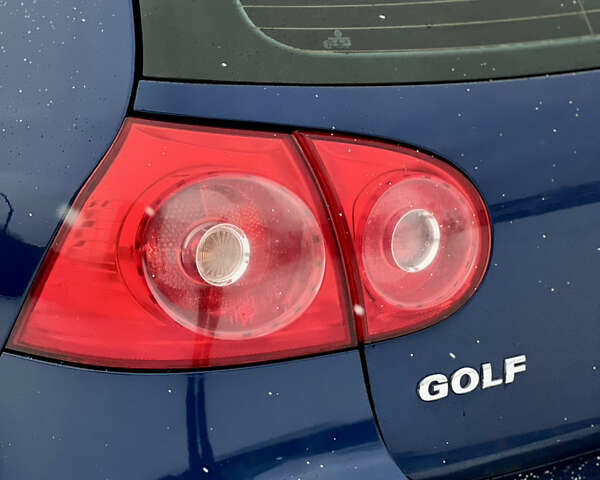 Синий Фольксваген Гольф, объемом двигателя 1.6 л и пробегом 203 тыс. км за 6750 $, фото 31 на Automoto.ua