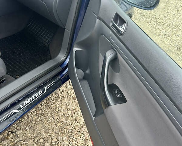 Синій Фольксваген Гольф, об'ємом двигуна 1.9 л та пробігом 289 тис. км за 5600 $, фото 26 на Automoto.ua