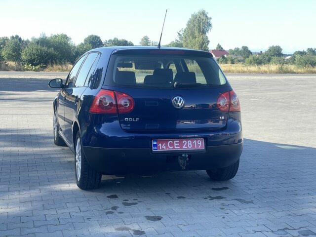 Синий Фольксваген Гольф, объемом двигателя 1.6 л и пробегом 243 тыс. км за 5000 $, фото 4 на Automoto.ua