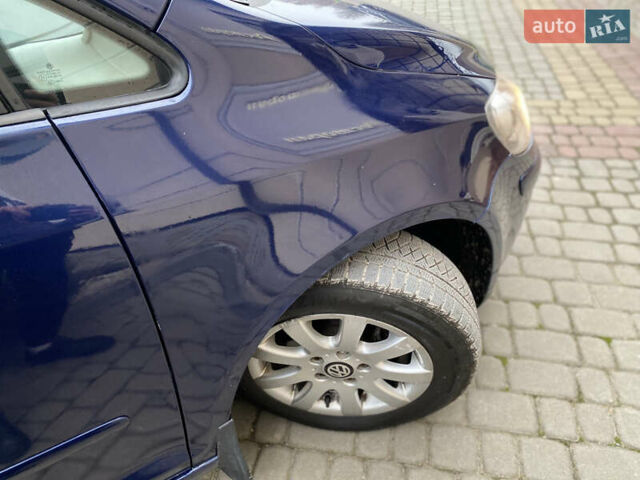 Синий Фольксваген Гольф, объемом двигателя 2 л и пробегом 285 тыс. км за 5450 $, фото 55 на Automoto.ua