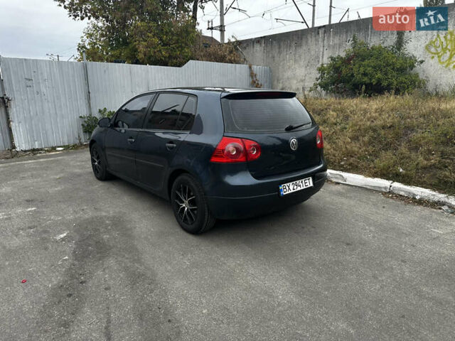 Синий Фольксваген Гольф, объемом двигателя 1.6 л и пробегом 280 тыс. км за 5100 $, фото 5 на Automoto.ua