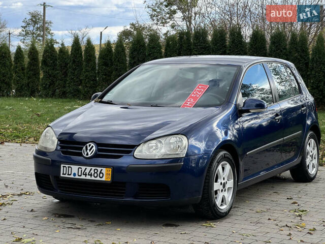 Синий Фольксваген Гольф, объемом двигателя 1.6 л и пробегом 214 тыс. км за 6350 $, фото 3 на Automoto.ua