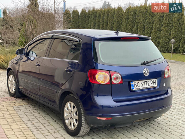 Синий Фольксваген Гольф, объемом двигателя 2 л и пробегом 285 тыс. км за 5450 $, фото 15 на Automoto.ua