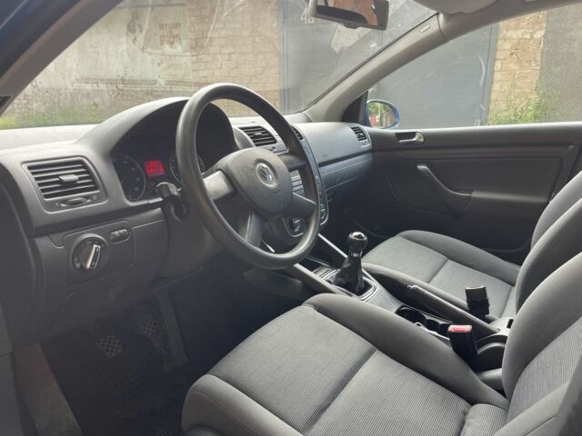 Синий Фольксваген Гольф, объемом двигателя 1.6 л и пробегом 204 тыс. км за 5800 $, фото 13 на Automoto.ua