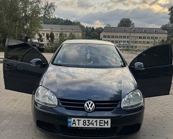 Синій Фольксваген Гольф, об'ємом двигуна 1.39 л та пробігом 202 тис. км за 5200 $, фото 8 на Automoto.ua
