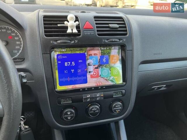 Синий Фольксваген Гольф, объемом двигателя 1.4 л и пробегом 250 тыс. км за 4600 $, фото 40 на Automoto.ua