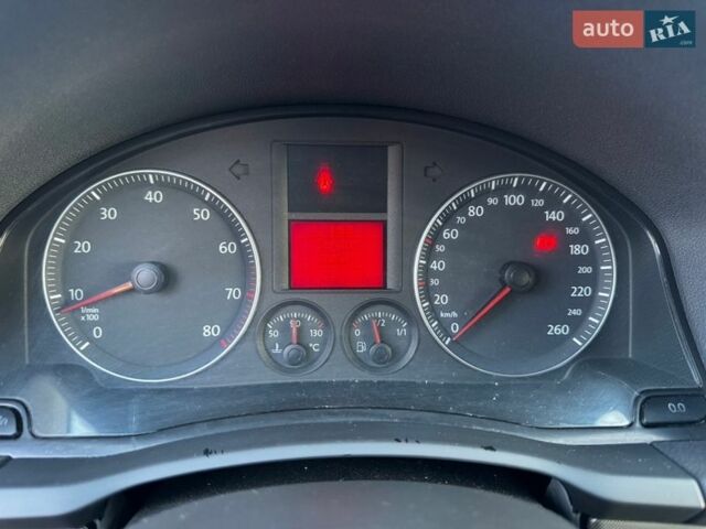 Синий Фольксваген Гольф, объемом двигателя 1.6 л и пробегом 258 тыс. км за 4999 $, фото 21 на Automoto.ua