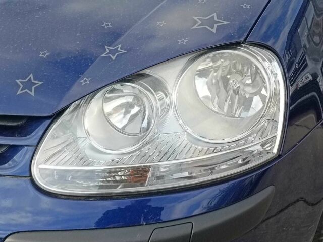 Синий Фольксваген Гольф, объемом двигателя 1.6 л и пробегом 221 тыс. км за 5990 $, фото 2 на Automoto.ua