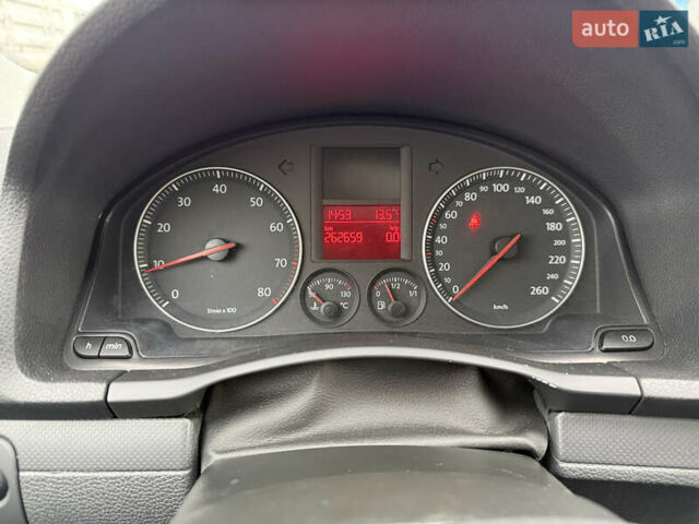 Синий Фольксваген Гольф, объемом двигателя 1.6 л и пробегом 262 тыс. км за 5700 $, фото 22 на Automoto.ua