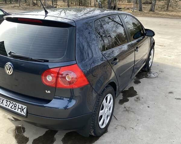 Синий Фольксваген Гольф, объемом двигателя 1.6 л и пробегом 224 тыс. км за 5850 $, фото 8 на Automoto.ua
