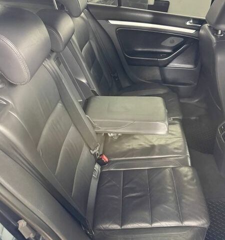 Синий Фольксваген Гольф, объемом двигателя 1.97 л и пробегом 332 тыс. км за 6800 $, фото 19 на Automoto.ua