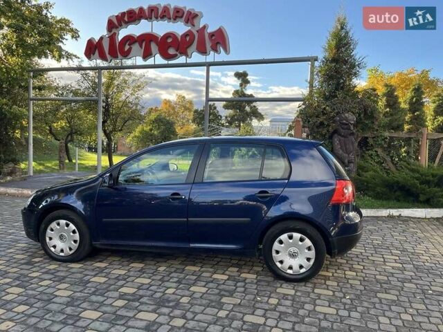 Синий Фольксваген Гольф, объемом двигателя 1.4 л и пробегом 250 тыс. км за 4600 $, фото 81 на Automoto.ua