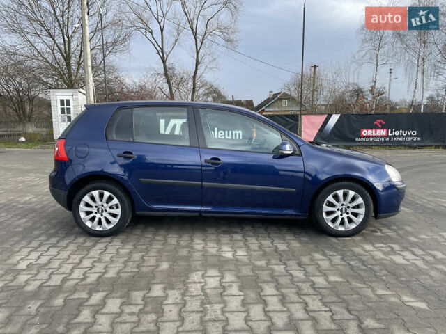 Синий Фольксваген Гольф, объемом двигателя 1.6 л и пробегом 243 тыс. км за 4900 $, фото 14 на Automoto.ua