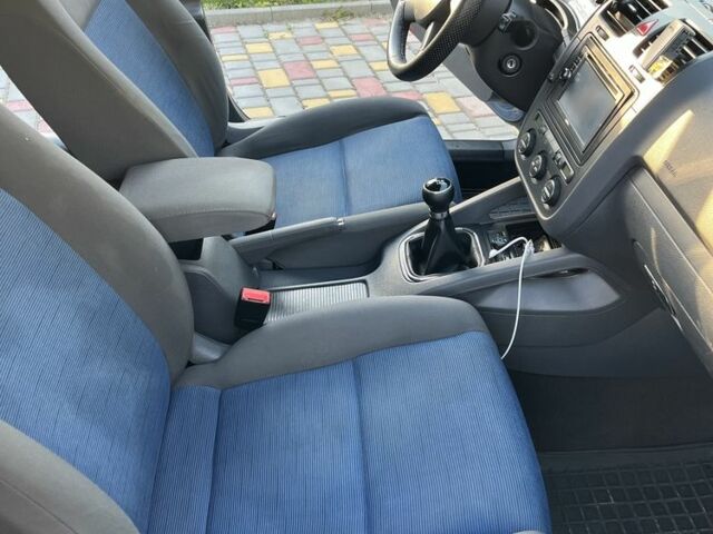 Синий Фольксваген Гольф, объемом двигателя 1.4 л и пробегом 299 тыс. км за 5300 $, фото 7 на Automoto.ua