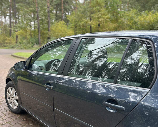 Синий Фольксваген Гольф, объемом двигателя 1.6 л и пробегом 252 тыс. км за 5350 $, фото 16 на Automoto.ua