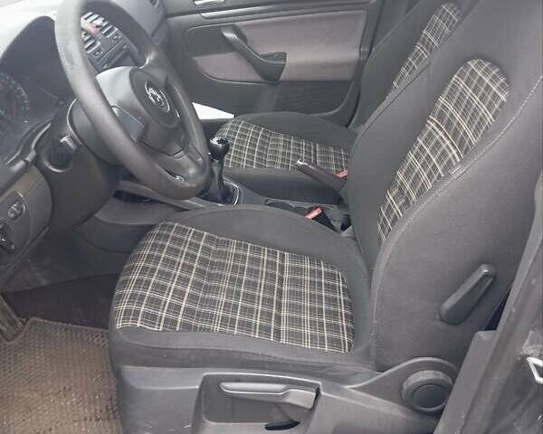 Синий Фольксваген Гольф, объемом двигателя 1.97 л и пробегом 220 тыс. км за 5300 $, фото 1 на Automoto.ua