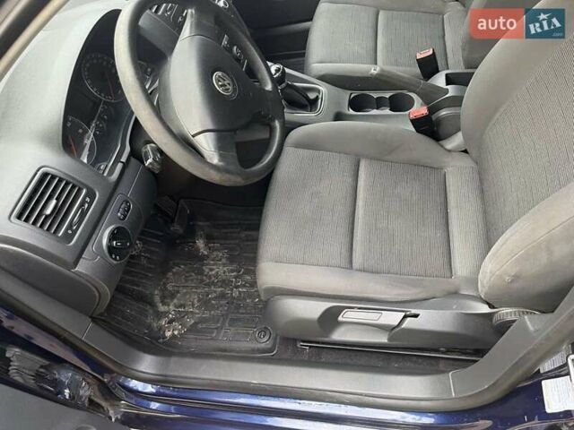 Синий Фольксваген Гольф, объемом двигателя 1.6 л и пробегом 212 тыс. км за 5200 $, фото 21 на Automoto.ua