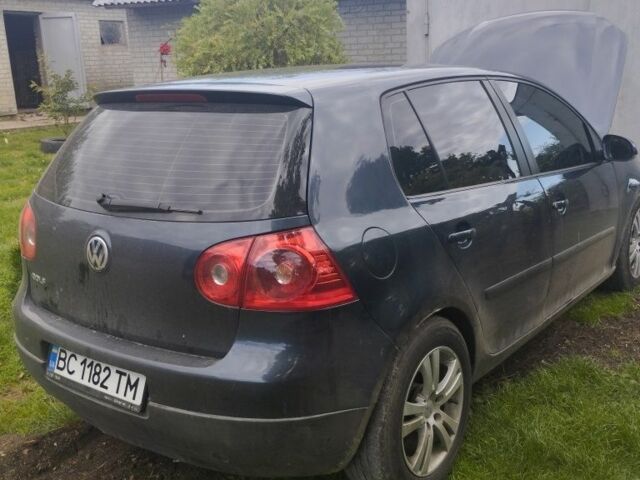 Синий Фольксваген Гольф, объемом двигателя 2 л и пробегом 220 тыс. км за 5300 $, фото 4 на Automoto.ua