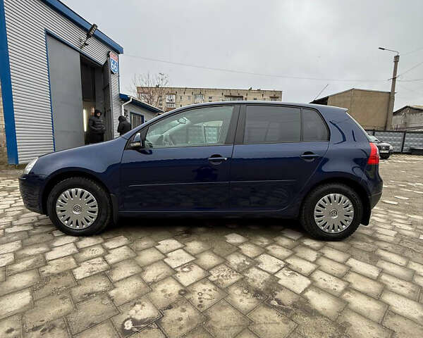 Синий Фольксваген Гольф, объемом двигателя 2 л и пробегом 227 тыс. км за 6700 $, фото 1 на Automoto.ua