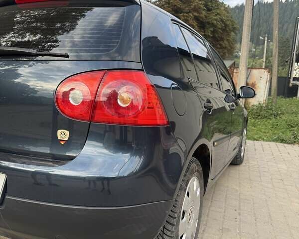 Синій Фольксваген Гольф, об'ємом двигуна 1.39 л та пробігом 202 тис. км за 5200 $, фото 3 на Automoto.ua